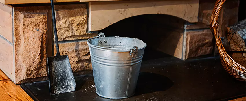 Clean The Fireplace Mantle And Hearth in Lehigh Acres, Florida